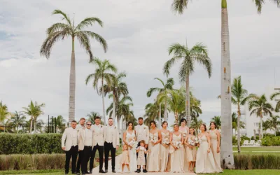 A Planet Hollywood Wedding in Cancun Mexico // I’m in the Pool Party