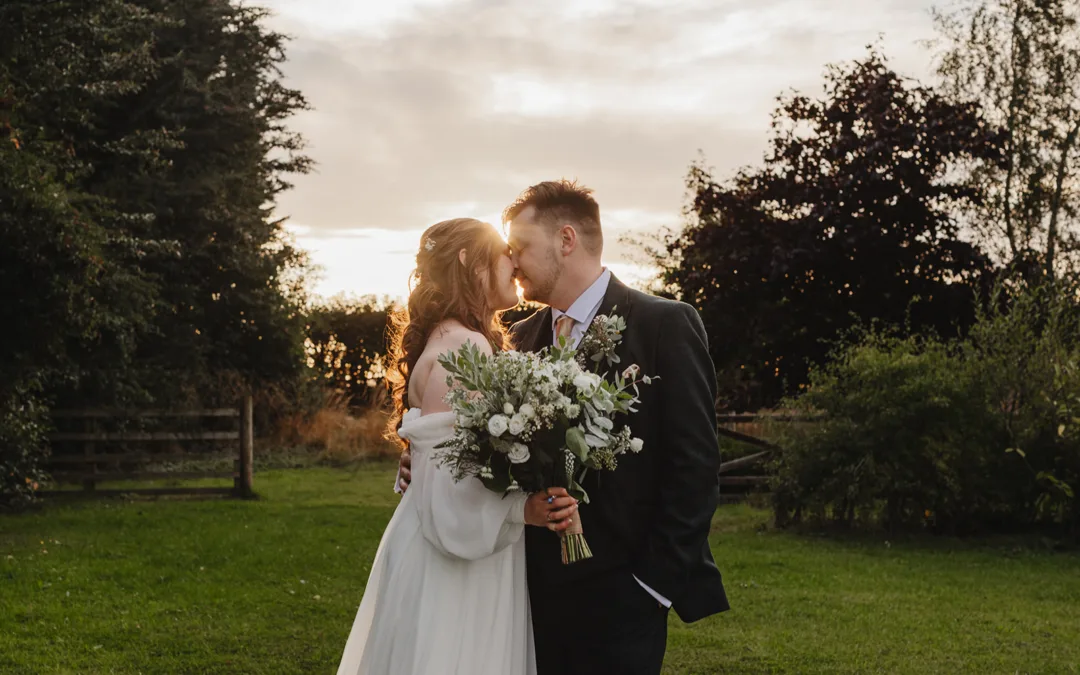 A Runa Farm Wedding // This Guy Can Do A Backflip